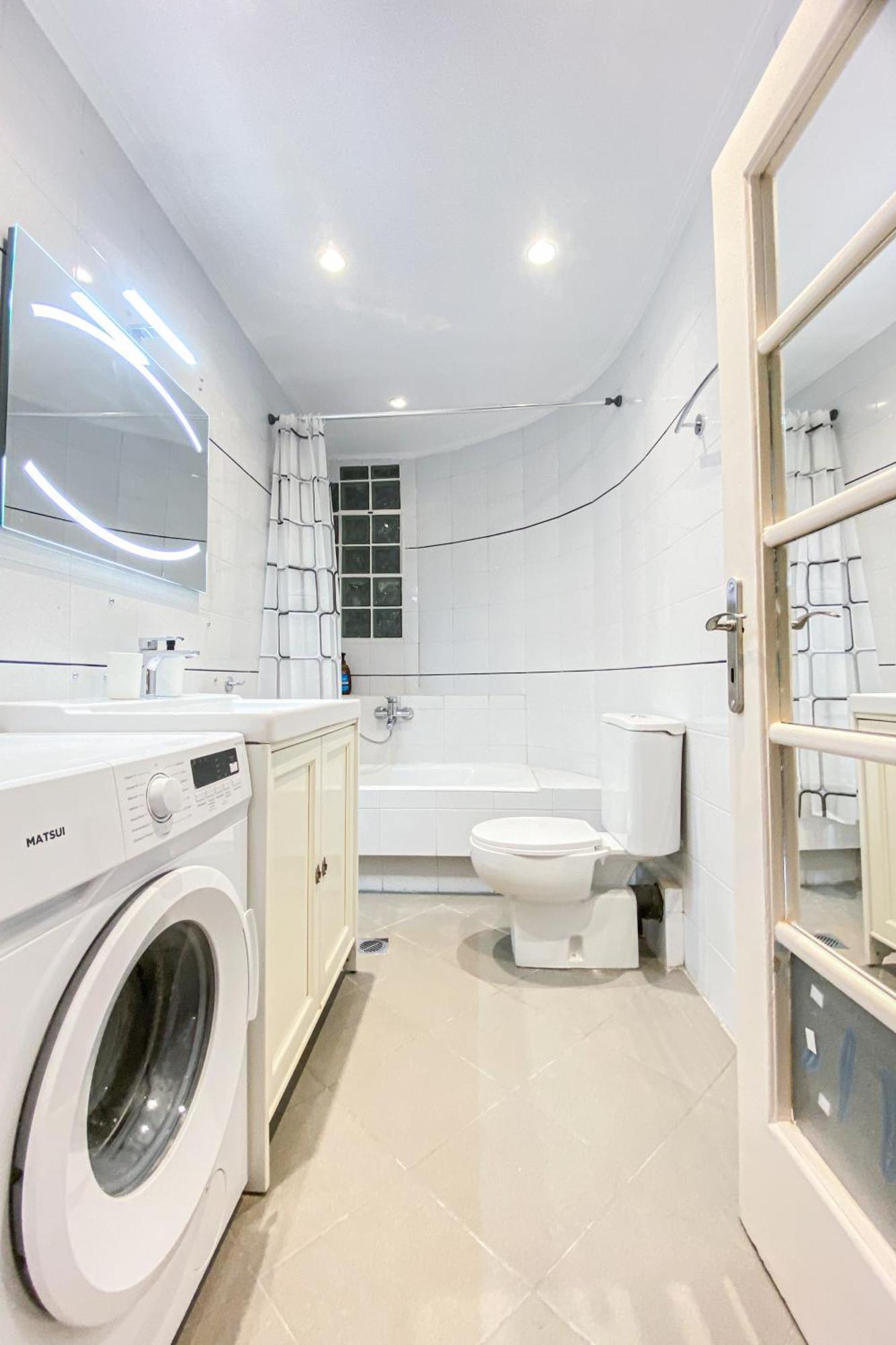 Syntagma Square, 100sqm Luxurious Family